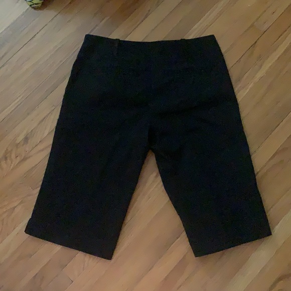 Black Talula Baboton size 4 Bermuda shorts - Picture 2 of 2
